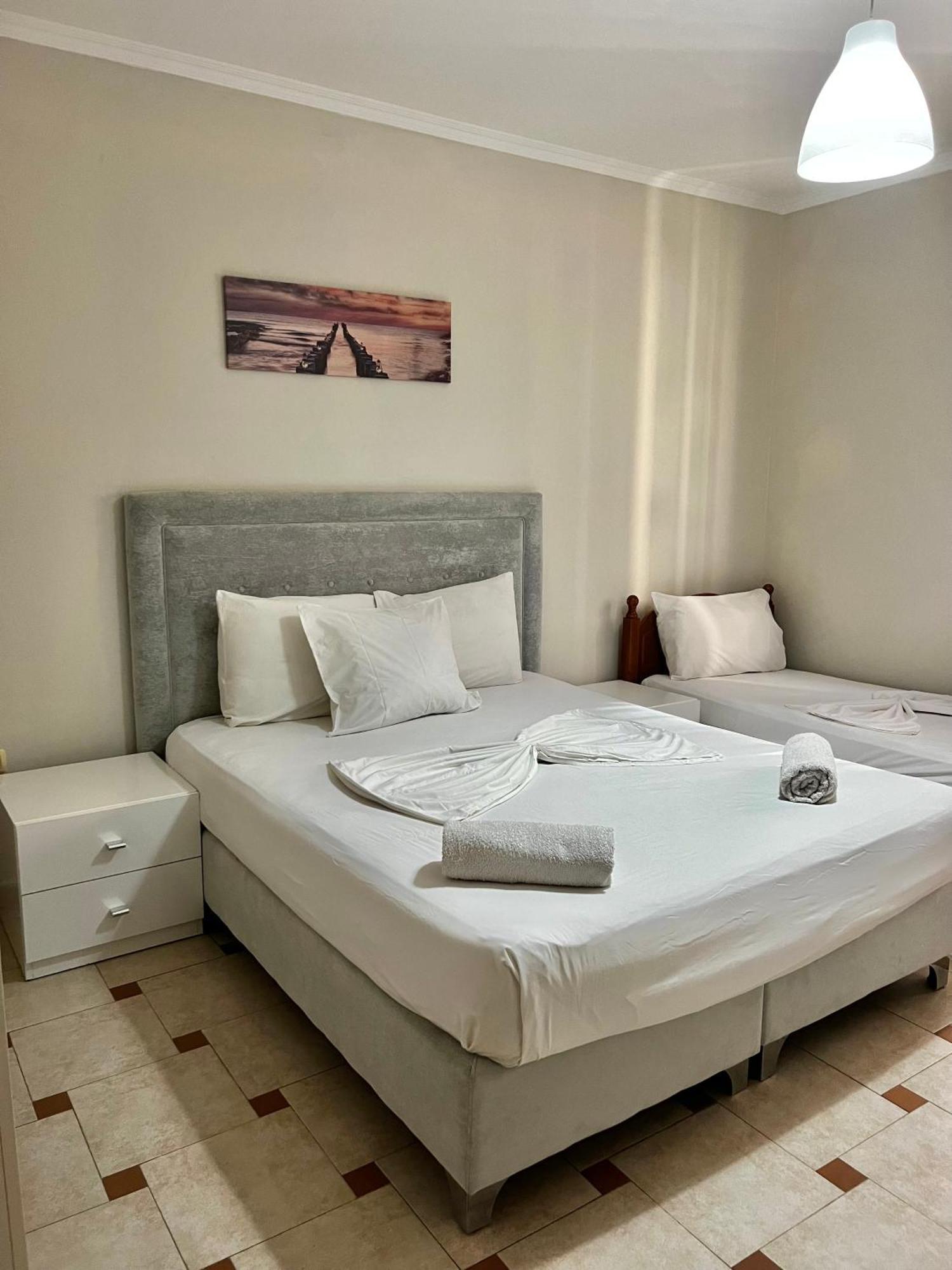 Beachfront Sea View Cozy 402 Apartament *